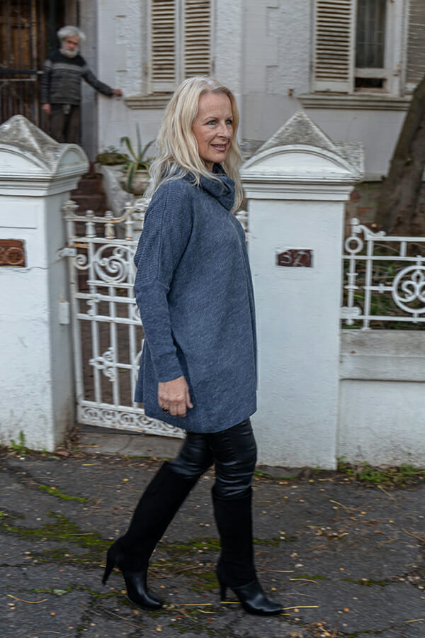 Smokey blue knit over pants